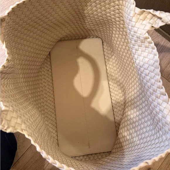 Naghedi St Barth Large Tote White - Picture 7 of 7